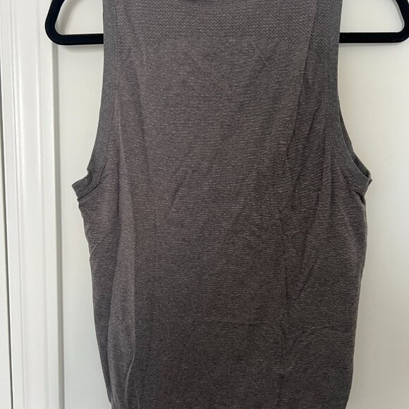 Gymshark women's grey tank top size S - Picture 2 of 2